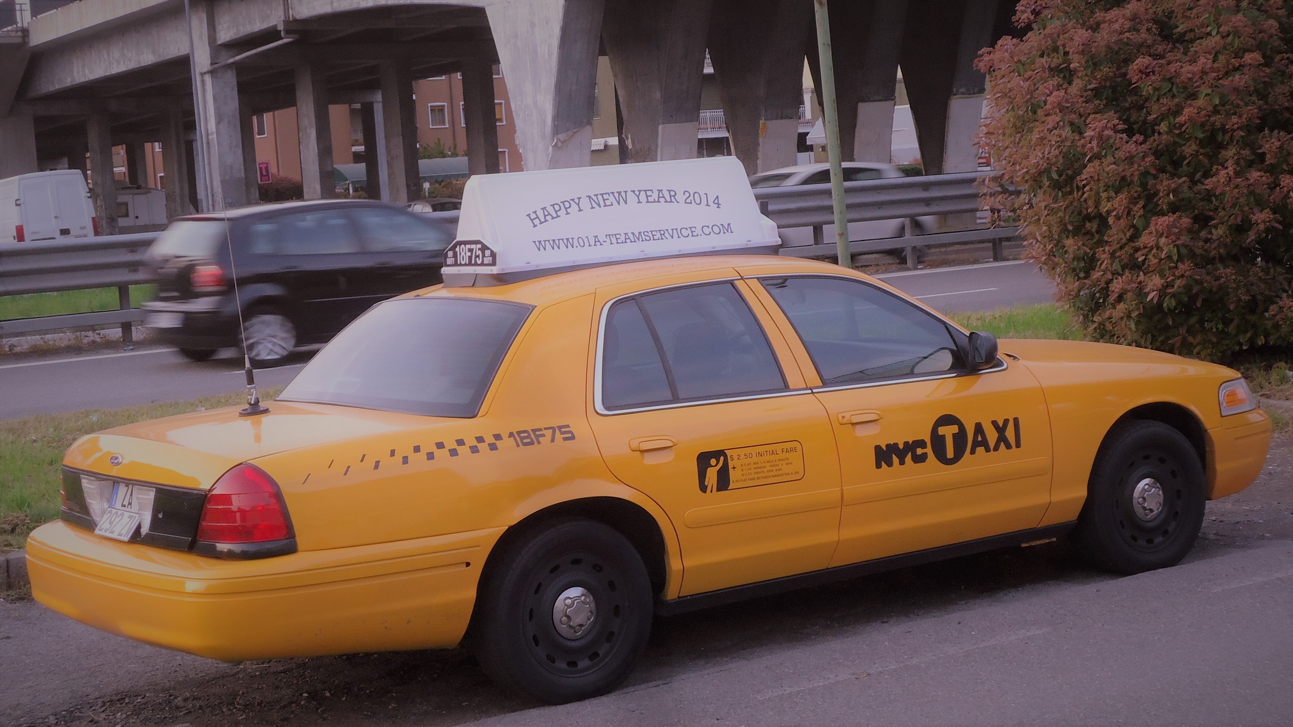 Старый таксопарк. Старое такси Москва. Такси Москва. Такси в 2000 годах. Московское такси.