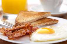 Egg and Bacon with Toast - Weight Loss Resources
